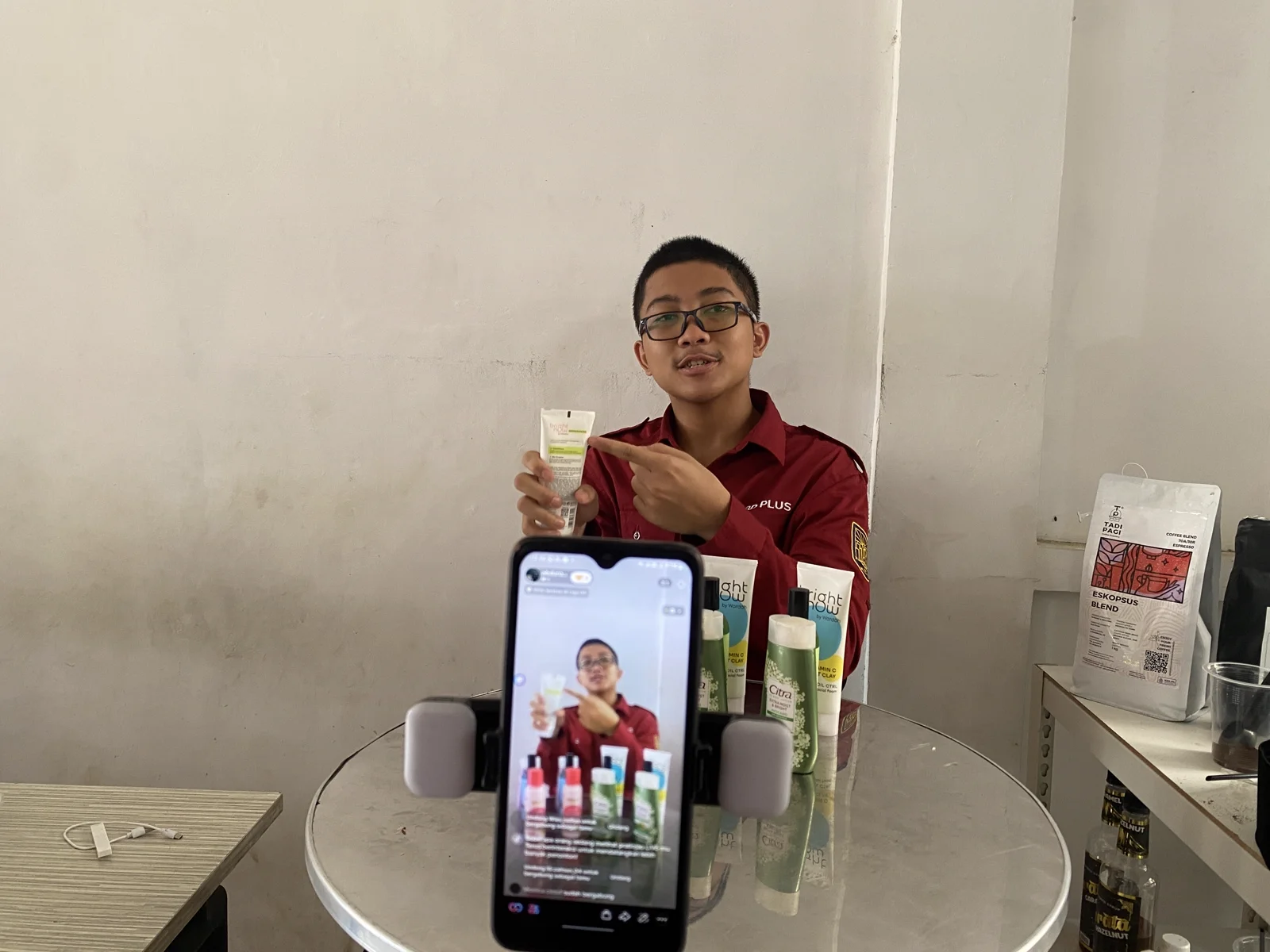 Content Creator & Produksi Media Promosi Digital
