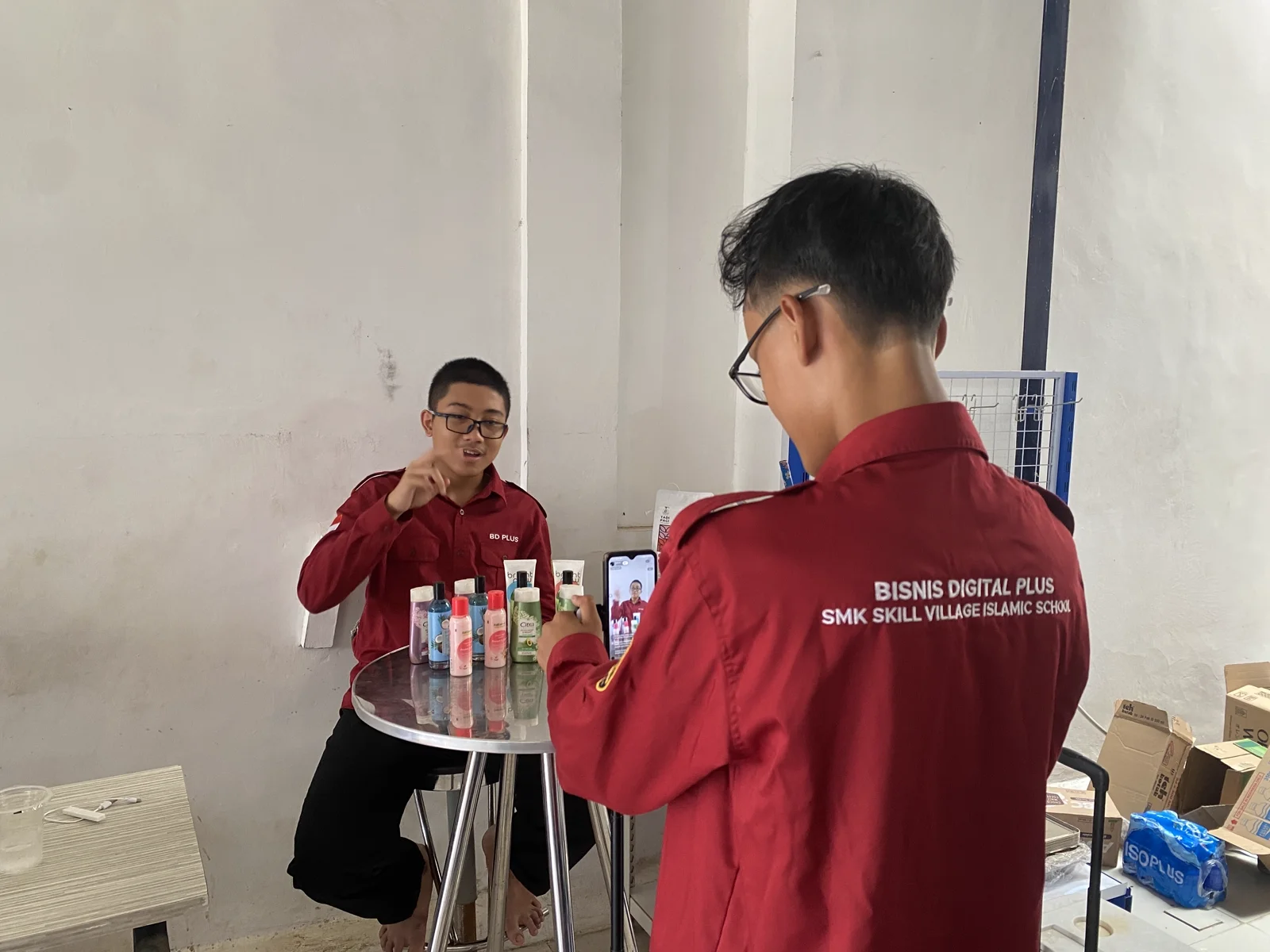 Live Streaming E-Commerce & Siaran Penjualan