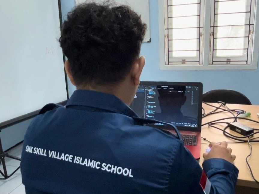 Jurusan - Pengembangan Perangkat Lunak & GIM